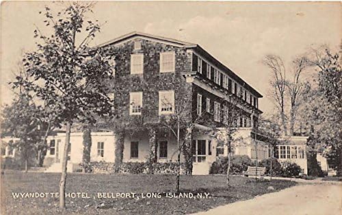 Bellport, L.I., New York Postcard