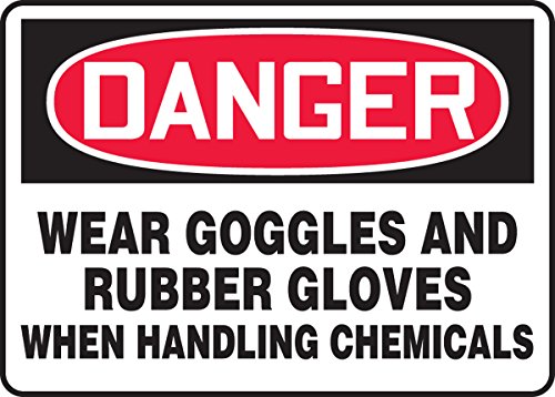 Semn de plastic AccuForm MPPE170VP, Danger Wear Găi de ochelari și mănuși de cauciuc atunci când manipulează substanțe chimice, 7 lungime x 10 lățime x 0,055 grosime, roșu/negru pe alb