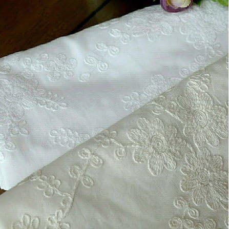 Broderie Anglaise Cotton Eyelet Lacte Fabric 152cm -Te The Yard YH1518