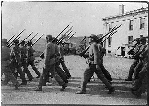 HistoricalFindings Foto: 1910-1915, băieți la Drill, Marching, Golden Industrial School, Denver, Colorado, CO